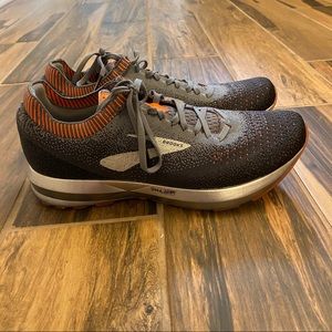 NEW Brooks Men’s Levitate 2 Running shoes
